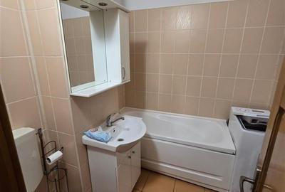 Apartament cu 2 camere decomandat în Galata - 4