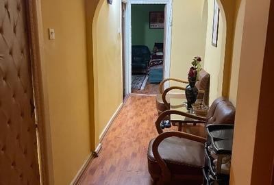 Apartament cu 4 camere decomandat, mobilat în Central - 2