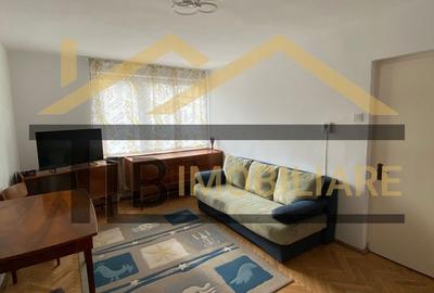 Apartament cu 3 camere semidecomandat în Central - 15