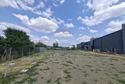 Teren de 907 mp, în Aurel Vlaicu - 4