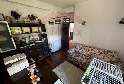 Casă cu 5 camere cu Canalizare în Preajba - 12