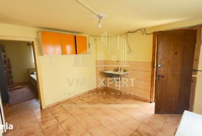 Casă cu 5 camere cu Teren 1138 Mp în Bălilești - 10