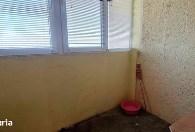 Apartament cu 2 camere nedecomandat în Central