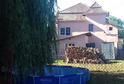 Casă cu Teren 2000 Mp în Tileagd - 2
