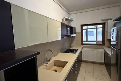 Apartament cu 3 camere semidecomandat, mobilat în Otopeni - 4
