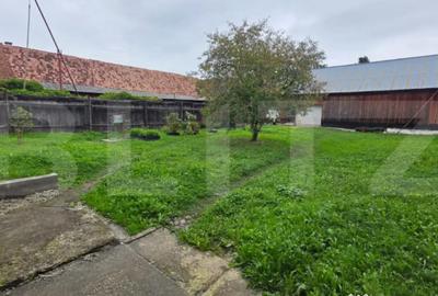 Casă cu 4 camere cu Teren 330 Mp în Central
