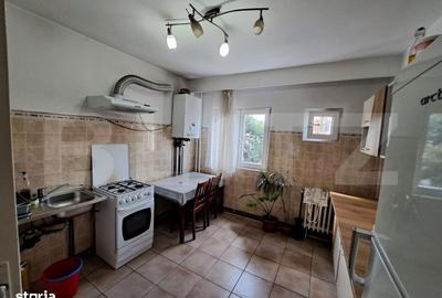 Apartament cu 3 camere decomandat în Ciupercenii Noi - 3