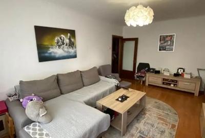 Apartament cu 2 camere decomandat în Sud