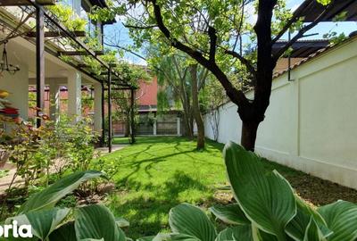 Casă cu 7 camere cu Teren 600 Mp în Central - 5