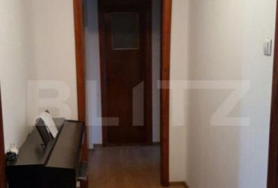 Apartament cu 4 camere decomandat în 1 Mai - 1