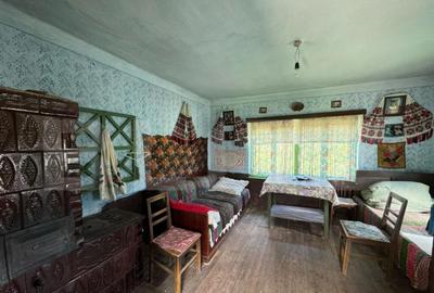 Casă cu 3 camere cu Teren 1789 Mp în Central - 1