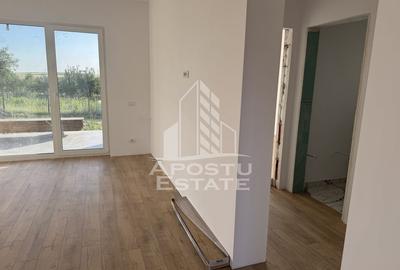 Casă cu 3 camere cu Canalizare în Petrovaselo - 12