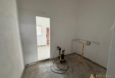 Spațiu comercial, de 232.55999755859 mp, în Central - 8