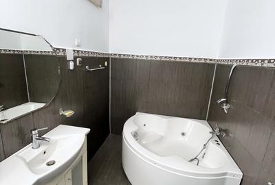 Casă cu 4 camere cu Canalizare în Gruia - 5