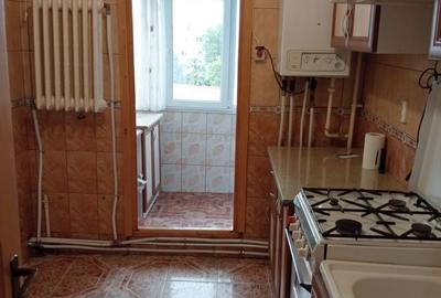 Apartament cu 2 camere decomandat în Nicolina - 1