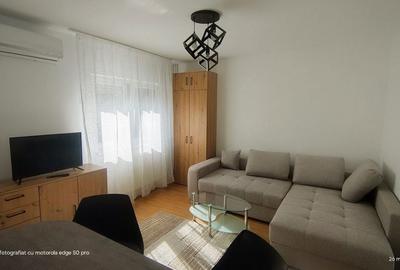 Garsonieră decomandată în Decebal - 1