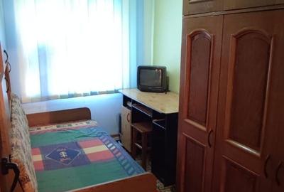 Apartament cu 4 camere decomandat în Steaua - 2