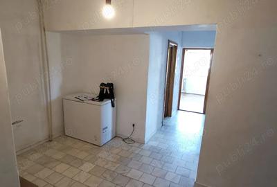 De vanzare apartament 3 camere decomandat, B-dul Dacia, Oradea - 6