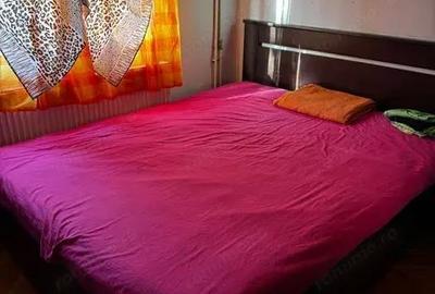 Apartament cu 3 camere decomandat în Complex Studențesc - 1