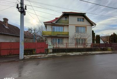 Casă cu 3 camere cu Teren 300 Mp în Central - 7