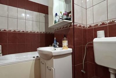 Apartament 4 camere, decomandat, 80mp utili, 2 bai, zona Dambovita - 9