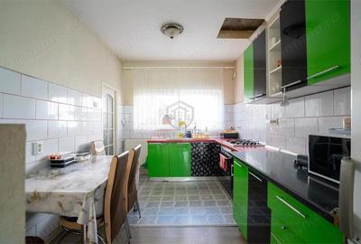 Casa singur in curte cu acces auto si teren 825 mp in zona Dealuri Casa singur in curte cu acces auto si teren 825 mp in zona Dealuri - 8