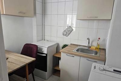 Titan,Parc,bl.1997,DECOMANDATA,Balcon,Amenajata,mobilata utilata,Libera - 4