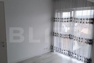 Apartament cu 3 camere, 66 mp, etajul 2, 2 bai, zona Calea M - 3