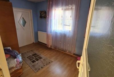 Casă cu 4 camere în Central - 4