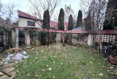 Casă cu 6 camere cu Teren 345 Mp în Titulescu - 16