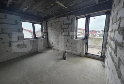 Casă cu Teren 570 Mp în Central - 2