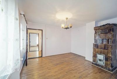Casă cu 3 camere cu Teren 3040 Mp în Central - 8