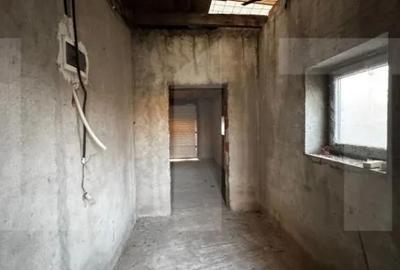 Casă cu 4 camere cu Teren 1000 Mp în Peciu Nou - 2