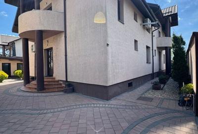 Casă cu 9 camere cu Teren 721 Mp în Clinceni - 1