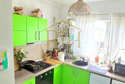 Apartament cu 3 camere decomandat în Buziașului - 15