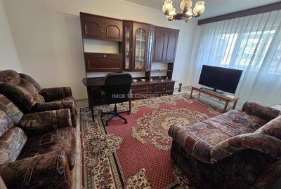 Apartament cu 4 camere decomandat, mobilat în Republicii - 3