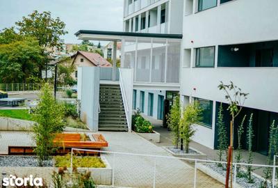 Apartament cu 4 camere în Universității - 9