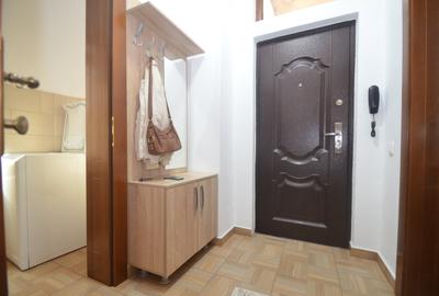 Apartament amenajat , decomandat cu centrala proprie - 4