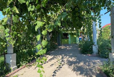 Casă cu 3 camere în Central - 1