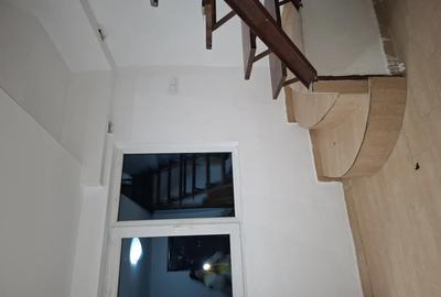 Inchiriez apartament 2 camere - 3