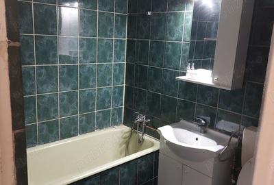 Proprietar Apr 1 Camera - 5