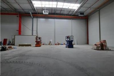 Spatiu Industrial - 2100 mp - Logistica - Productie - Depozitare - Distributie