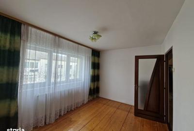 Apartament cu 3 camere decomandat în Decebal - 5