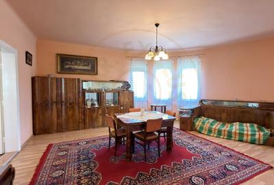 Casă individuală cu 6 camere cu Canalizare în Carei - 4