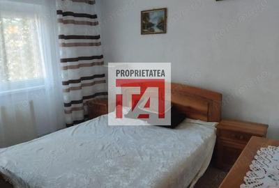 Apartament cu 3 camere decomandat în Hotvon - 5