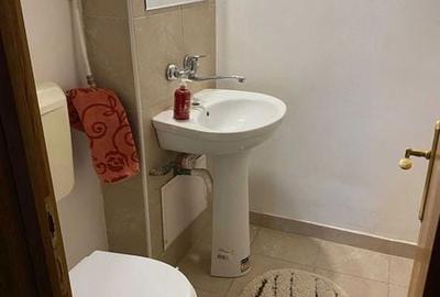 Apartament cu 3 camere decomandat în 9 Mai - 5