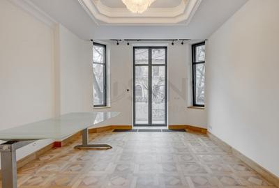 Casă individuală cu 14 camere cu Canalizare în Capitale - 9