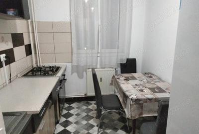Apartament cu 3 camere semidecomandat în Central - 4
