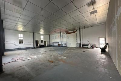 Spa?iu industrial de 300mp de inchiriat - 2