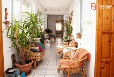 Casa individuala cu 4 camere, garaj si teren de 694 mp, zona Bujac Arad - 3